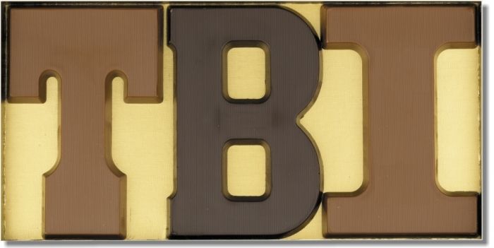 Chocoladeletters "KLEIN" 3 stuks in geschenkdoos (405 gram) - 1