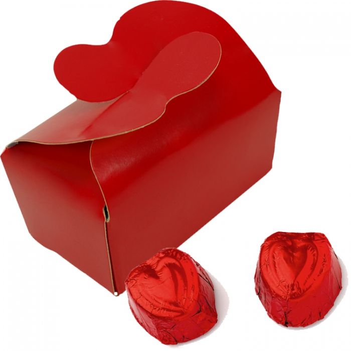 Rood bonbondoosje met 2 hartjesbonbons - 1